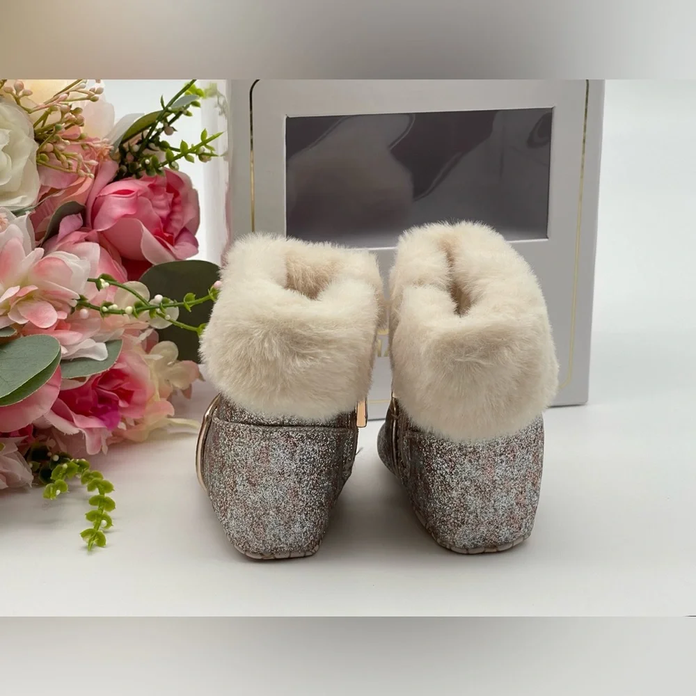 Michael Kors product details